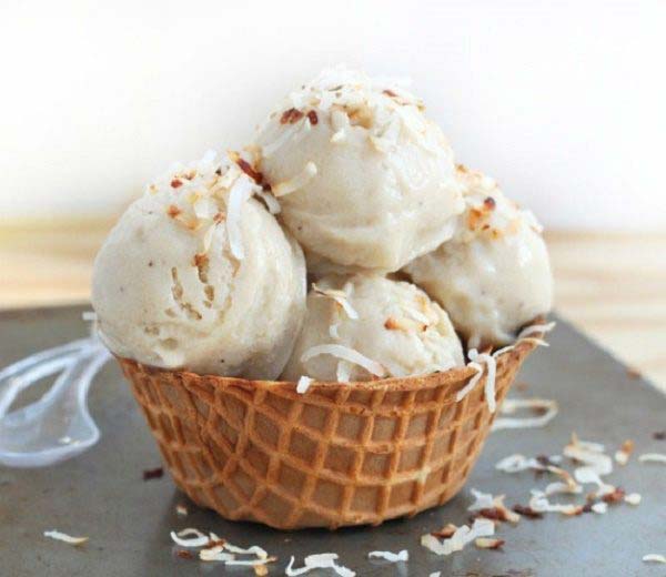 Cách làm kem dừa mát lạnh xua tan cái nắng hè